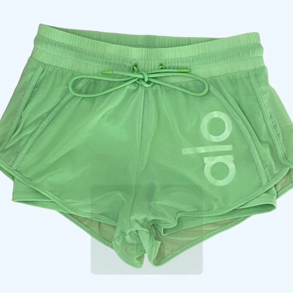 ALO yoga, green running shorts with mesh XS